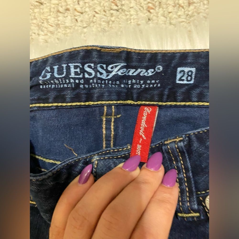 Classic Guess Jeans  - Picture 4 of 9